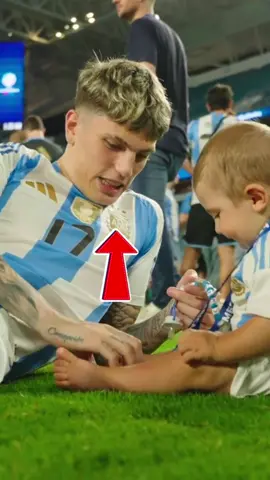 Le classement fou des joueurs avec les plus grandes famille #FootballFacts #FootHumour #Top5Foot #LegendesDuFoot #FootballFamily