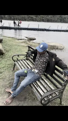 មិនហាមអោយស្អប់ ក៏មិនឃាត់អោយស្រលាញ់🖤