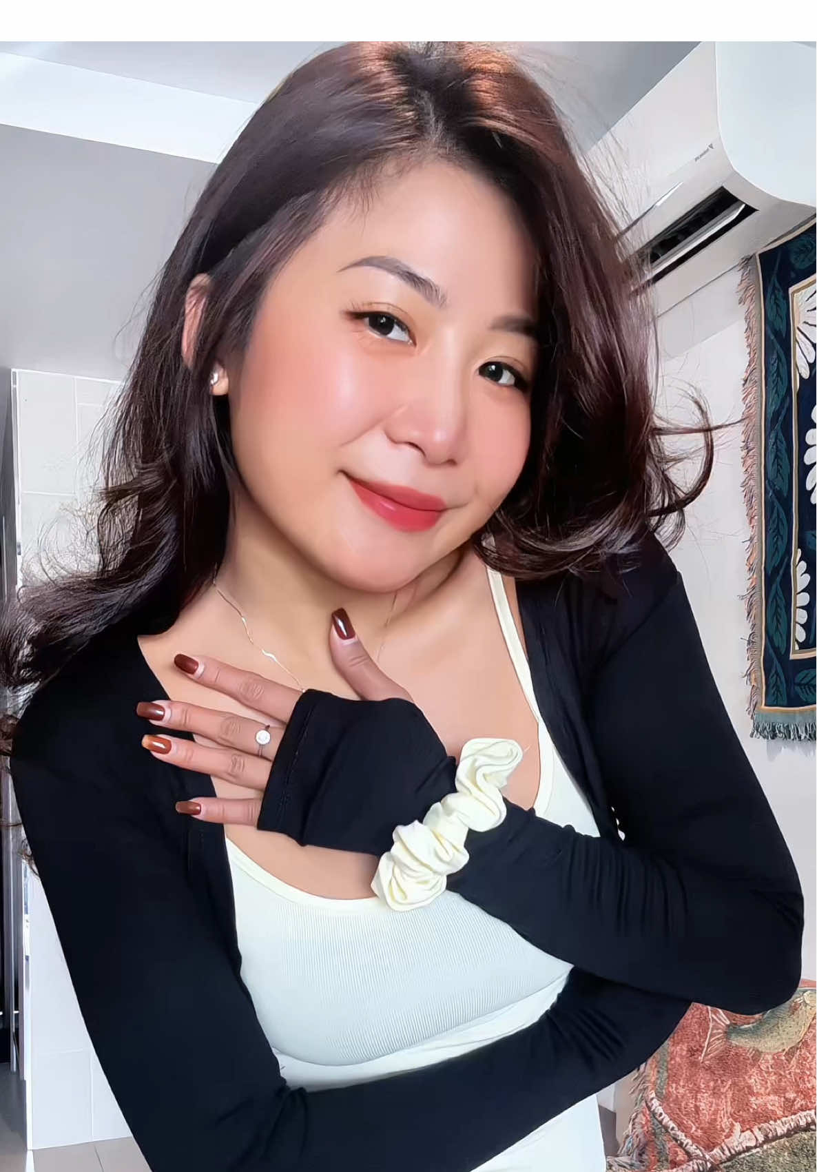 Combo áo + cột tóc chưa tới 100 cành nè mấy bà ơi #aoday #aokieu #fyp #xuhuongtiktok #annatrucdao 