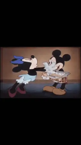 they’re so cute omg #zyxcba #viral #fypシ゚viral #mickeyandminnie 