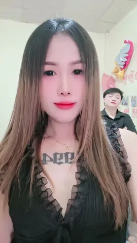 รีบเต้น มีคนรอออกไปข้างนอก 🤣🤣 #คบทอมโครตมีความสุข #wlw @Gunnnn🐿🐿 