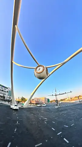 وقت الساعة حسب توقيت العين المحلي 😎💜 #اوميقا_العين #مدينة_العين #الامارات #explore #alain 