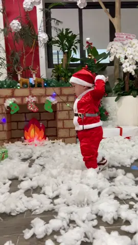 Ông già Noel đã sẵn sàng đi phát quà cho các bạn nhỏ chưa ạ? Set đồ Noel cho các bé hóa thân thành ông già Noel đây ạ👉 #thinhhanhxuhuongtrend #outfitideas #setdonoel #giangsinh #onggianoel 