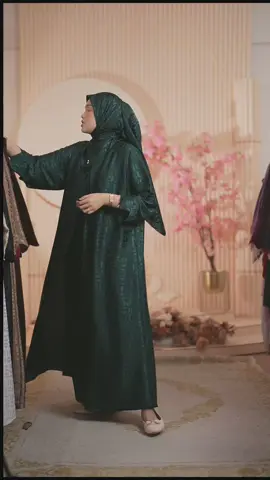 Join our LIVE and get exclusive promotions!