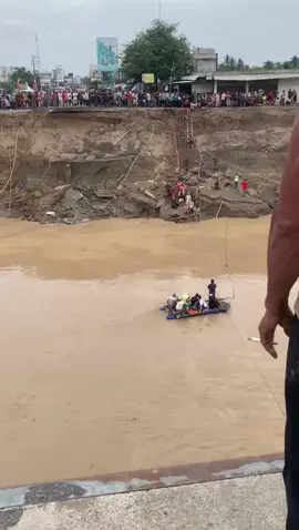 Kondisi Jembatan Kuta Blang - Bireun putus total.  #Banjir #darurat  #longsor  #hujan  #Aceh