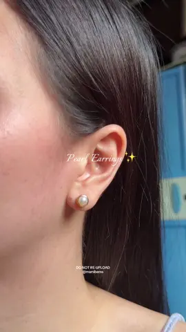 Simple yet elegant earrings ✨ #studearrings #pearlearrings #stainlesssteelearrings #fyp #fypp 