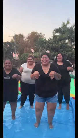 Nahh the way she fell😂💀 #viral #foryou #tiktok #funny #meme 