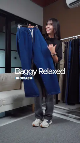 Celana anti ribet yang harus kamu punya😉✨ . #baggyjeans #baggypants 