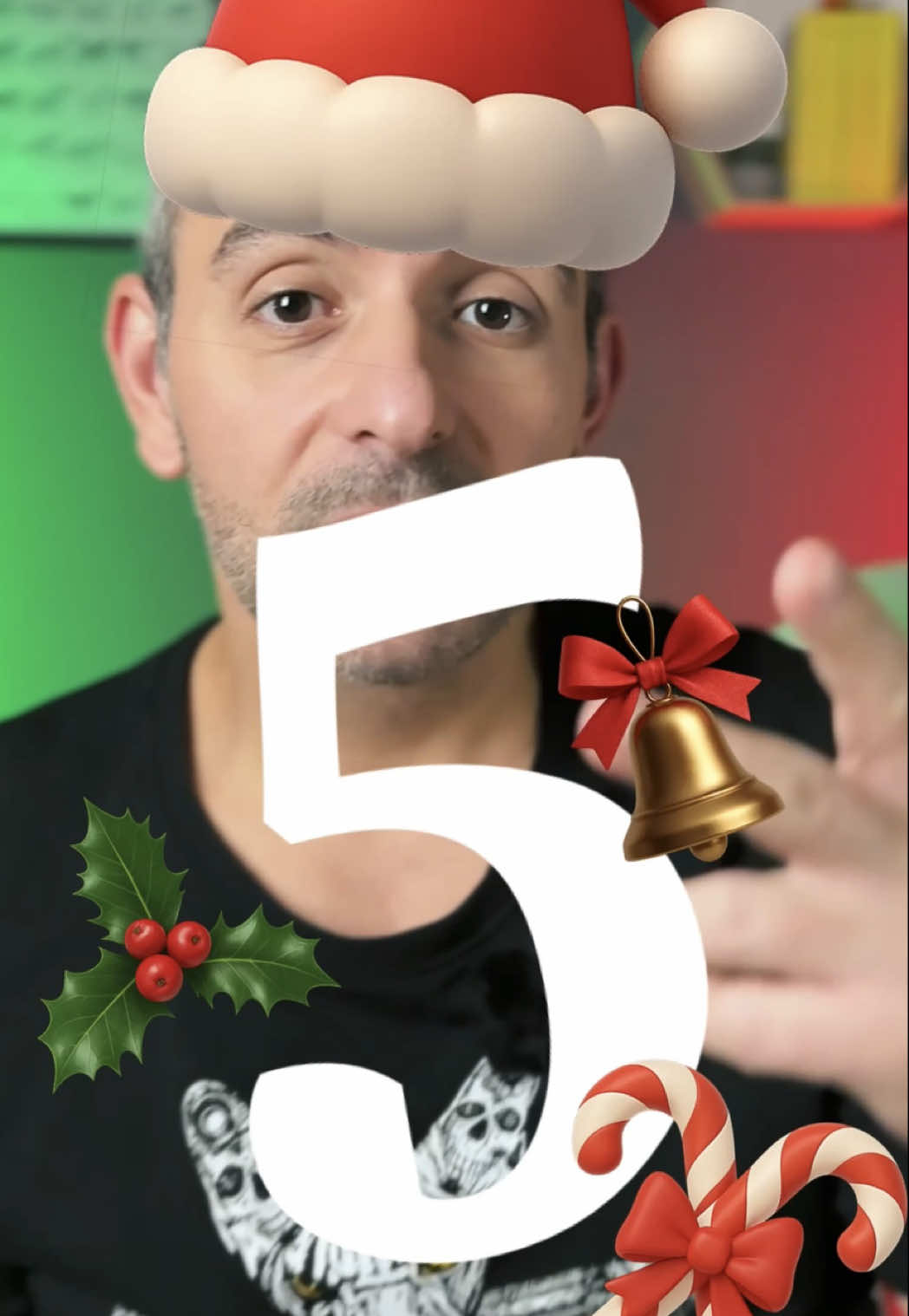 5 decorațiuni de Crăciun + 1 Bonus pe care le voi cumpăra anul acesta. O instalație de brad smart de la @Twinkly. O coroniță de pus la ușă de la @DICHIS Signature Events. Un glob de sticlă lucrat manual de @cuvinteaurite. O mașină de făcut zăpadă. Un glob 3D Video. Bonus: O sanie electrică pentru plimbări prin oraș.