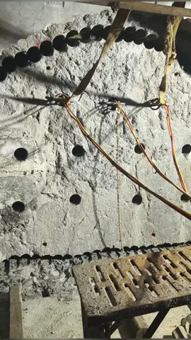 The power of the hydraulic splitting rod is specifically designed for hard rock#tunnel #mine #pile 