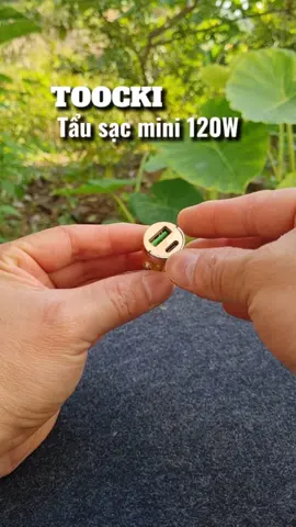 Tẩu sạc nhanh 120W trên ô tô #tausacoto #tausacnhanh #toocki #phukiendienthoai #docongnghe 
