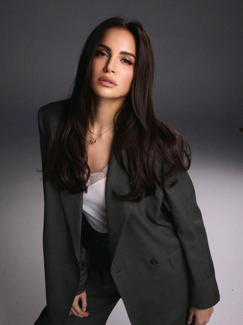 انا بعشقك بصوت آمال ماهر لأول مرة 🥺👌🏻♥️#آمال_ماهر #الشعب_الصيني_ماله_حل😂😂 #نسيت_اسمي #خذلني#بداية_بدايتك 