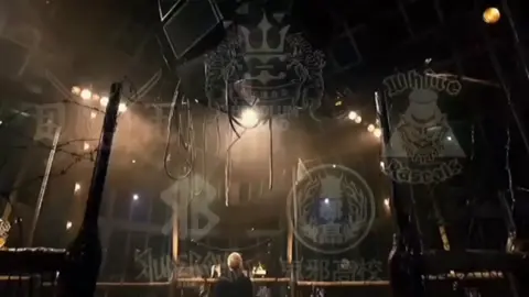 sword 🔥⚔️ #swordhighandlow #cobrachanhighandlow #oyakoukou #fy #highandlowthemovie 