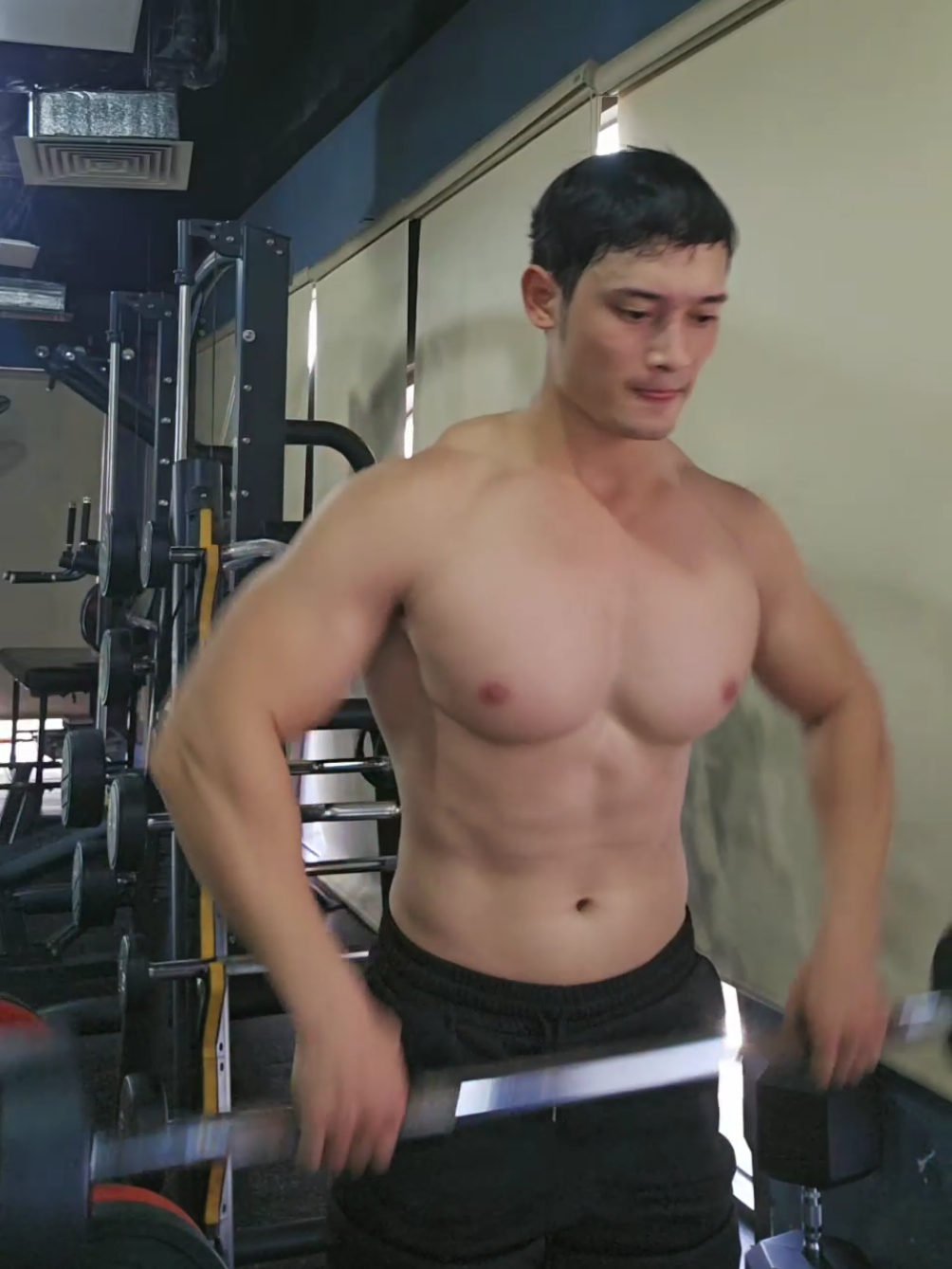 tập vai natural nha ae kaka#thethaomoingay #xuhuong #coachonline #gym #tapvai 