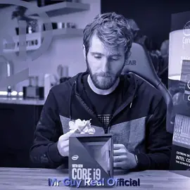 As an intel fan this was hard for me to make #4k #edit #Tech #cpu #intel @Linus Tech Tips 