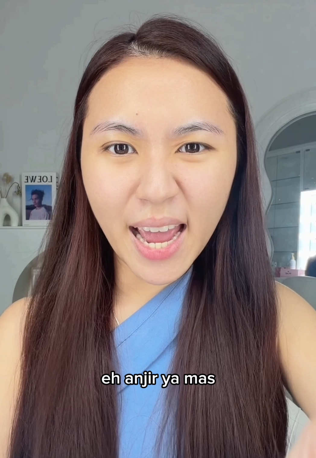 Bisa-bisanya ini mas ngomong begitu😭 Gila ya mas. Mulutnya dijaga dong. Aku percaya ain, memang ain itu benar adanya. Tapi gak semua dibilang ain juga kali🙈 Nyesek banget tau gak dengernya. Sedih aku orang lagi jerawatan tuh sensitif sekali tau🥺 