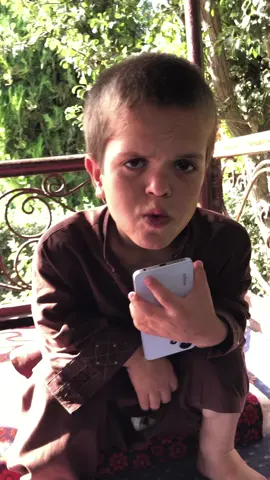 #ژوند کی هغه وخت غین له لړو