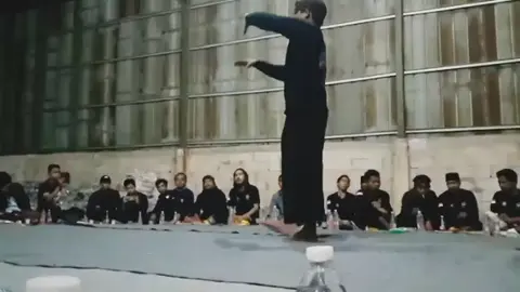 salam senibudaya pencak silat mohon maaf kalo ada kekurangan#videofiral#fyppppppp