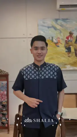 Udah siapin koko lebaran buat paksu belum??🥰 Nih rekomendasi koko bahan adem dan harga yang murce banget, langsung klik keranjang kuning aja🤩😊👇 #shaliahijab #bajukoko #bajukokolebaran #bajucowo #fashiontiktok 