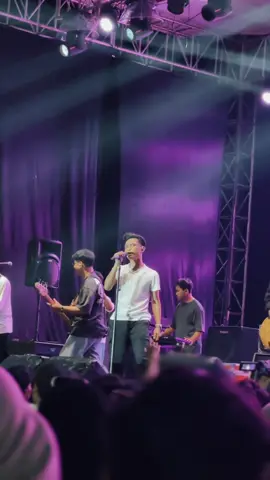 Sopo sing malem minggune galauu ?  #sewateskonco #lavora #musikditiktok #fyp #sewateskoncolavora 