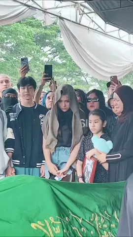 Suasana Pemakaman Gary Iskak  #garyiskak #meninggal #rip #fyp 