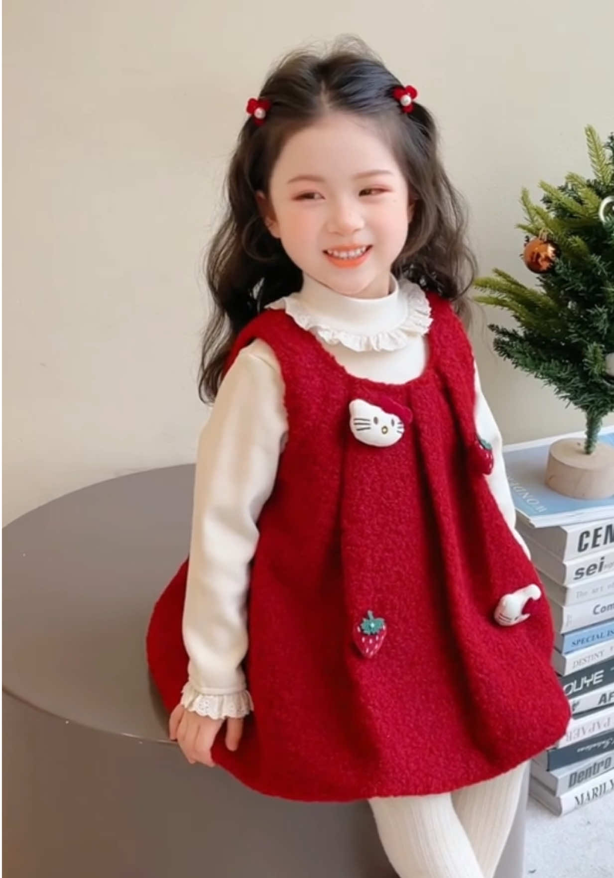 Váy xinh cho ẻm diện noel ạ #thoitrangtreem #quanaotreem #phoidoxinh #setxinhmoingay #xuhuong 