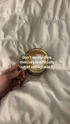 and then all the girls let out a sigh of relief in unison #mercuryretrograde 