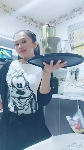 Really missed waitress days  #fypシ゚viral🖤tiktok☆♡🦋myvideo❤️❤️🥰🥰🥰 #trend❤️🥰 #fypシ゚viral #pyp❤️🥰 #ofwtiktokers 