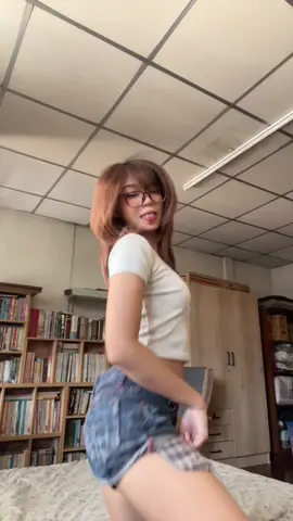 ค่อนข้างแน่นพุง