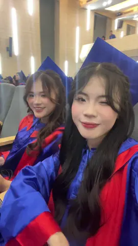 Tốt nghiệp thuiiiiii🔥🔥#iuh 