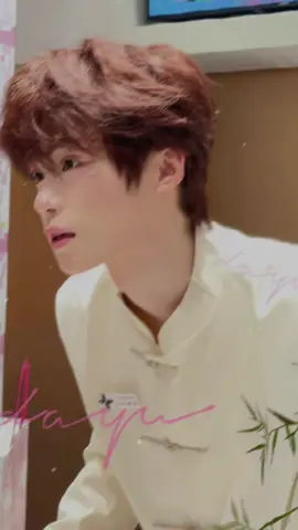 luỵ đợt này nhất luôn😭 cái look nó đẹp thì thôi nhé luôn #ziyu #梓渝 #xhtiktok #xh #fyppppppppppppppppppppppp 