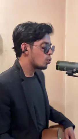 Ramai tak yang minat lagu ni ?
