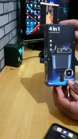 Carregador retrátil para carro #creatorsearchinsights #tiktokshop #achadinhos #carregadorportatil 