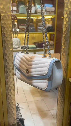 Pengen nyerah banget scroll cari tas bagus, eh ternyata dapat tas cantik ini, langsung co dong   #tasselempangwanita #shoulderbagwanita #taswanitaelegan #handbagwanita 