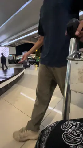 gabut di T3 #carmeet #terminal3soetta 