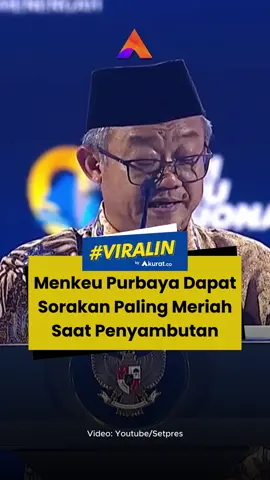Menteri Keuangan, Purbaya Yudhi Sadewa, mendapatkan tepuk tangan dan sorakan paling meriah dari para guru dan pelajar saat Menteri Pendidikan Dasar dan Menengah, Abdul Mu'ti, memperkenalkannya di acara Puncak Peringatan Hari Guru Tahun 2025 di Indonesia Arena, Jakarta, Jumat (28/11/2025). Abdul Mu'ti bahkan sampai berhenti cukup lama untuk menunggu keriuhan mereda dan menyebut Purbaya punya pendukung yang luar biasa.  🎥: Youtube/Setpres. #viral #menkeu #purbaya #hariguru #akuratco