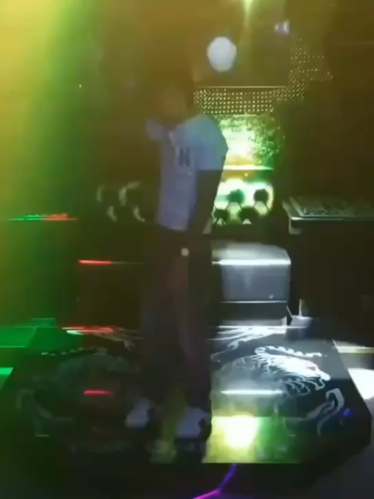 FSave.com_Facebook_Media_001_1297583398476988v