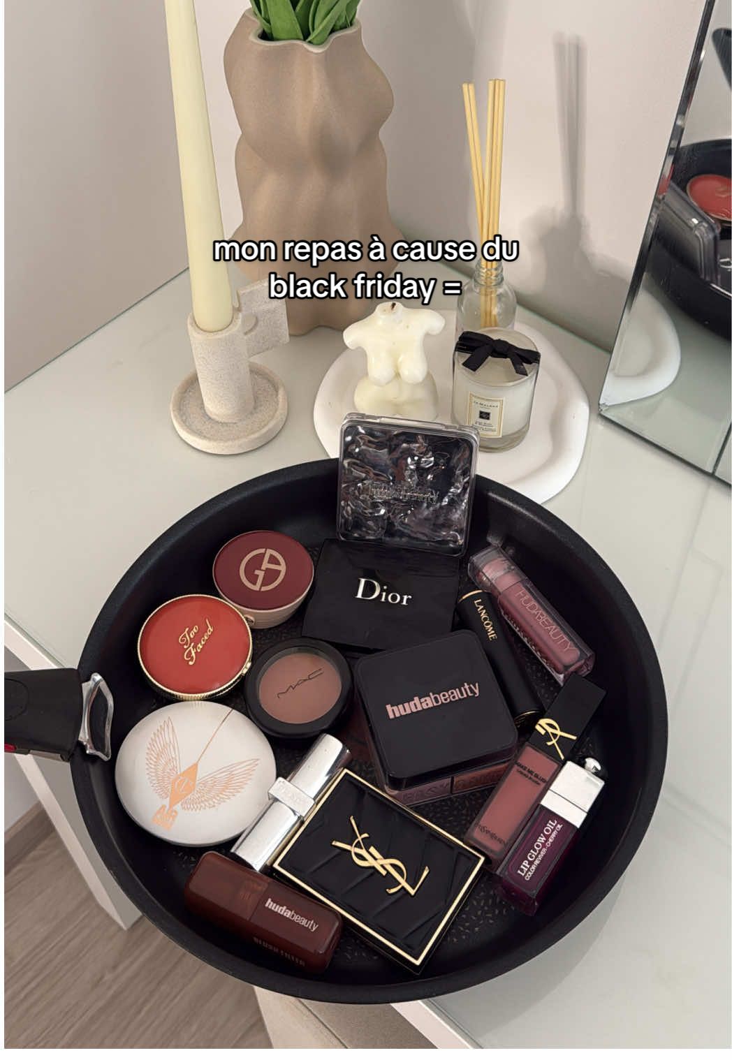 Le black friday c’est les meilleures offres de l’année 🛍️🎀  #blackfriday #blackfridaydeals #sephorasale  @Diorbeauty @YSL Beauty @Armani beauty @Huda Beauty @Charlotte Tilbury @pradabeauty @maccosmetics @Lancôme 