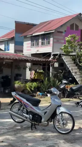 มีแค่เธอกับฉัน🤍#125sหัวเถิก #4วาวล์ไทยแลน #เวฟบ้านนอก🏡 #ฟีดดดシ #fypシ゚ 