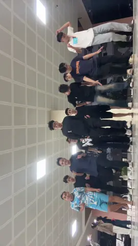 Chắc không phải lần đầu #humg#cơđiện#đaịhọcmỏ#foryoupage#dancetrend 