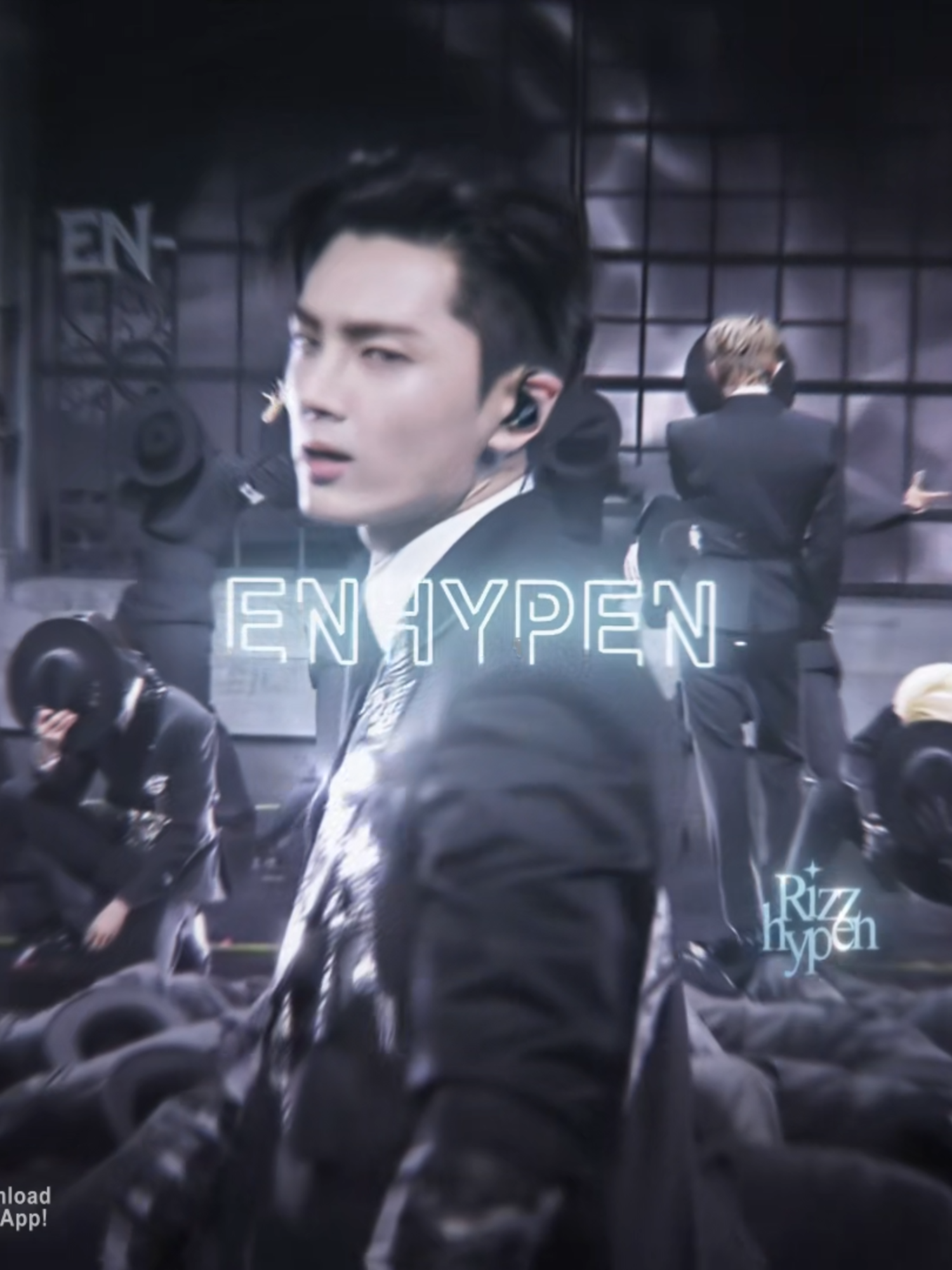 Future of K-pop is in the right hands ##enhypen #rizzhypen #mamaawards#trend #edit #aftereffects ##engene #viral #fyp #foryoupage #foryou #kpop  [ Enhypen winning daesang , MAMA Awards 2025 ]