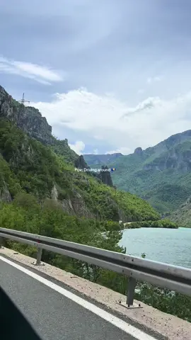 The drive from Mostar to Sarajevo was a beauty in itself #bosna #balkan #travel #bosnia🇧🇦 #bosniaandherzegovina 