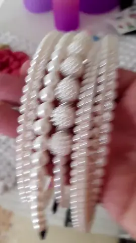 Confira KIT 5  PCS Tiara de Pérolas / Arquinho de Perolas - Acessórios femininos de cabelo #lookverão #princesa #achadinhoshopee #perfeita 