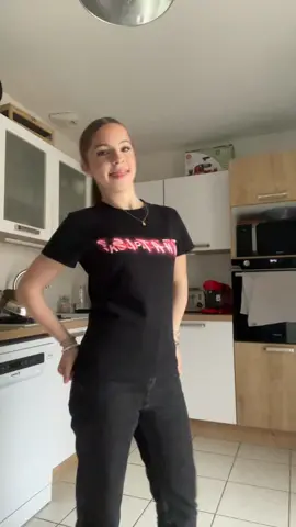 Partie 3| faites pas flop mdr non non non ❌#prt #drole #maman #danse 