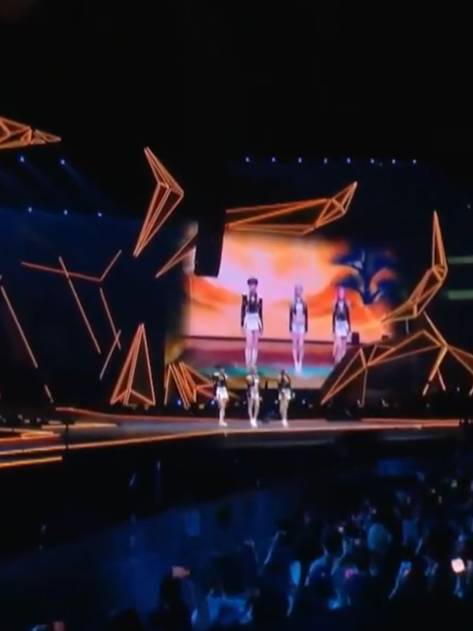 Golden + What It's Sound Like - BABYMONSTER cover 🔥🔥🔥 #MAMA2025 #Golden #BABYMONSTER 