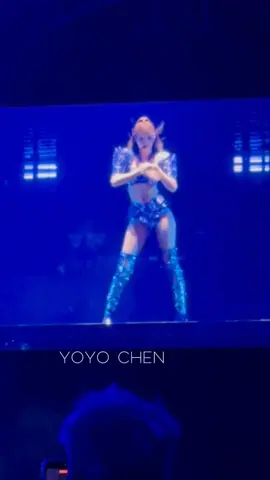 Lisa's solo stage in Singapore D-2, full of energy 😭#bp_dinny🤍 #BLACKPINK #LISA #deadlineinsingapore #fst♡ 