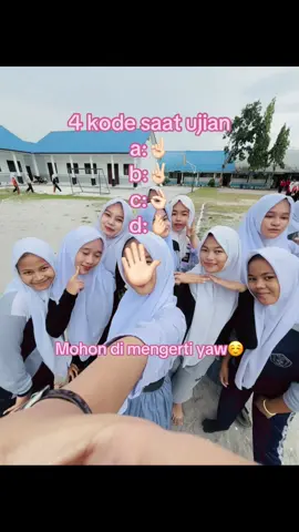 Wkwk Saling bantu lah wee🙏🏻😇😭#fyppppppppppppppppppppppp #anaksekolah #ujiansekolah 