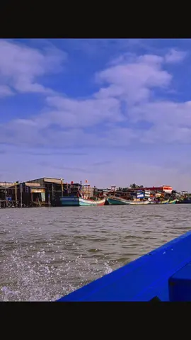 Đời a vương chữ lỡ...