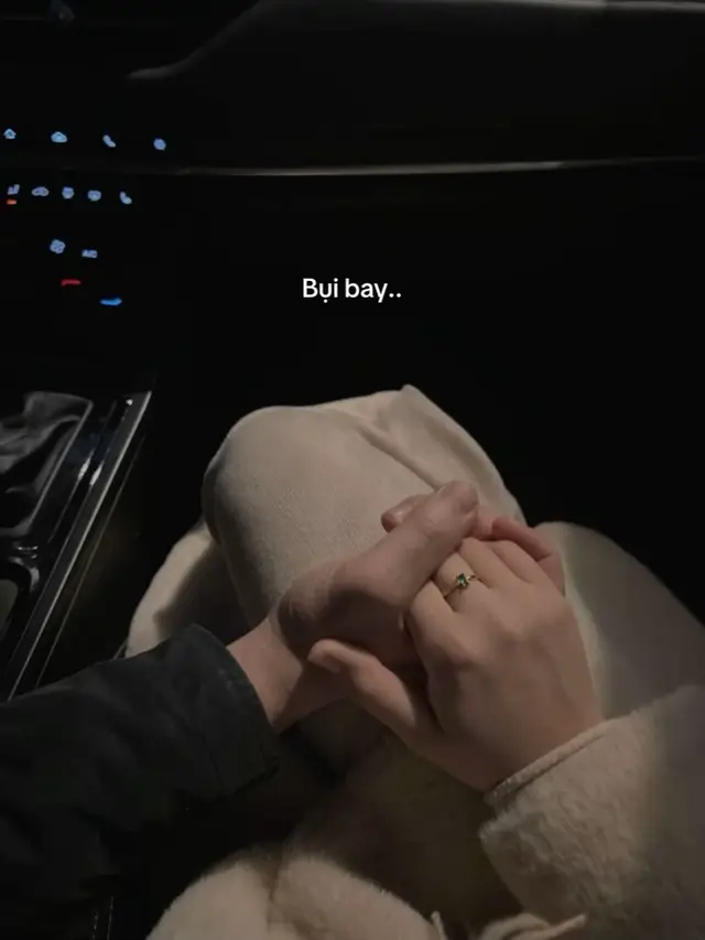 bụi bay vào mắt còn khóc..#story #tamtrang #tinhyeu #stt_buồn_tâm_trạng #truongpham110i 