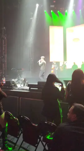 #alanarrieta #specialguest #peacocktheater #LA #floorseats @Alan Arrieta 